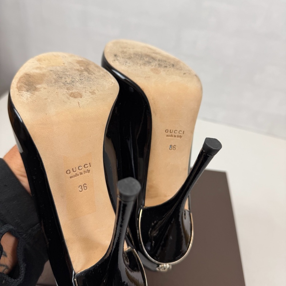 Gucci Black Patent Leather Peep Toe Pumps GG Heel‎ Detail Size 36 (US 6) - Picture 7 of 11
